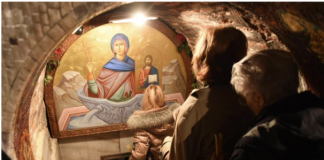 ГИ ЧУВА ДОМАШНИТЕ ОД БОЛЕСТИ И ЗЛОБА:Секоја куќа моpa да ја има оваа икона