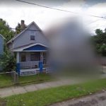 Куќа на многу обична улица во Америка е замаглена на Google Maps: ПРИЧИНАТА Е морничава