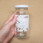 Најефективен метод за вадење на етикети од тегли и шишиња: Измешајте ги двете состојки и нанесете, ништо нема да остане на ТЕГЛАТА