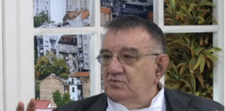 Еве како да препознаете МЕСО КЛУКАНО СО КОНЦЕНТРАТИ: Д-р Воја ги разоткри ИЗМАМАНИЦИТЕ на пазарот – ги има насекаде!