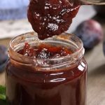 Заборавете на досадното МЕШАЊЕ: Направете џем од сливи во рерна, еве како!