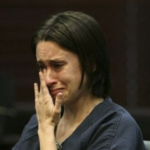 „Седев и плачев заради една излупена банана“: Исповед на една мајка