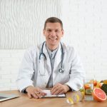 ПОЗНАТ НУТРИЦИОНИСТ ВЕЛИ: Ако сакате да изгубите тежина, само исфрлете ги овие 2 РАБОТИ од вашата исхрана!