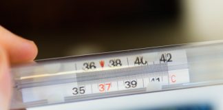 Жени со температура 39 работат, а мажи со 37 се „опростуваат од животот“: Што се крие зад тоа – разгалување или посериозни проблеми?