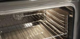 Рерната сама ќе се чисти додека спиете: Еве како најлесно да ја отстраните целата маснотија без чистење(ВИДЕО)