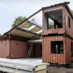 Споил 3 контејнери и создал куќа чија внатрешност ќе ве остави без зборови: ОВА МОРА ДА ГО ПОГЛЕДНЕТЕ (ВИДЕО)