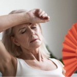 Менопаузата влијае и на кожата: Пет чекори за забавување на стареењето