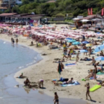 Сите што се враќаат од одмор и сите се жалат на едно: Лекарите предупредуваат на најголемата почва за инфекции