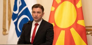 Османи: Еден брачен пар од Македонија е изложен на ризик и се наоѓа во Газа