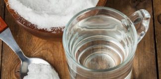 СЕКОЕ УТРО ПИЕ ЧАША ВОДА СО СОДА БИКАРБОНА: Еве што и се случи за кратко време!