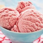 Сладолед од банана од јагода: Доколку сакате брзо слатко уживање, овој рецепт е за вас