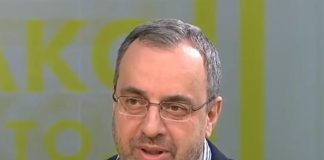 Ако родителот треба да го заспие детето навечер, тоа воопшто не е добро: д-р Рајовиќ вели дека тоа е знак дека му недостасува нешто важно