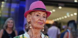 Лепа Лукиќ троши по една пензија неделно: Бројките се такви што не мора да пее