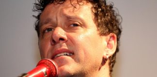 Кога почина брат му немал време ни да го оплакува, па морал да пее: Се зборувало дека живеел со жена и со љубовница