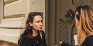 8 знаци дека вашата пријателка ви работи зад грб: Ако ја направи оваа 1 работа, се е веќе јасно – не ви мисли добро