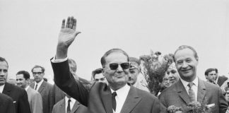 Еве зошто Тито не сакал ПЕТОКРАКА на гробот: 20 години пред смртта дошол дома и бил изненаден од глетката