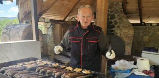 Војо започна со еден базен, а денес има 10: Неговите производи ги купуваат луѓе низ цела земја
