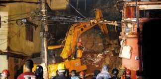 ШТО СЕ СЛУЧУВА СО СВЕТОТ? ПОПЛАВИ ВО БРАЗИЛ: Најмалку 56 загинати