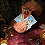 Секој знак има своја КАРТА НА ИДНИНАТА: Откријте што ве чека во БИЗНИСОТ и ЉУБОВТА, еве што открива ТАРОТ хороскоп за јуни