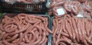 2 СИГНАЛИ ДЕКА КОЛБАСИТЕ СЕ СО ПОМИНАТ РОК: Не дозволувајте да ве ИЗЛАЖАТ во продавница!