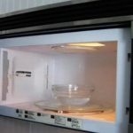 ОВАА СМЕСА ЈА СТАВИЛА ВО МИКРОБРАНОВА И ЈА ПУШТИЛА ДА СЕ ЗАГРЕВА: По 10 минути не можеше да поверува, НИТУ ТРАГА ОД МАСНОТИИ