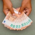 ПАРИ ДОАЃААТ ЗА 4 ХОРОСКОПСКИ ЗНАЦИ! Еве кој ќе се ОПАРАТ до 2 октомври!