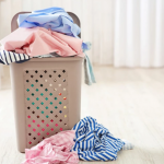 Зошто КОРПАТА ЗА ПЕРЕЊЕ АЛИШТА има дупки? Сигурно никогаш не сте се запрашале, а ОДГОВОРОТ шокира МНОГУМИНА!