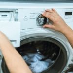 ТАА СТАВИ 1 СОСТОЈКА ВО МАШИНАТА ЗА ПЕРЕЊЕ НАМЕСТО БЕЛИЛО: Облеката беше како нова