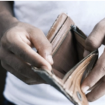 Поради една грешка, ПАРИТЕ бегаат од вашиот дом: Променете итно во оваа СОБА или ќе доживеете БАНКРОТ!