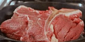 Пред печењето, направете го ова: ЌЕ ИМАТЕ СОВРШЕНО СОЧНО МЕСО, ВКУСОТ НА МЕСОТО ЌЕ ВЕ ИЗВАДИ ОД ПАТИКИ!