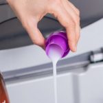 Истурила омекнувач во КАЗАНЧЕТО: Кога ќе го видите резултатот, веднаш ќе го направите истото!