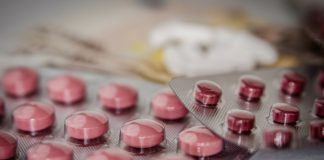 Научниците пронајдоа НОВ АНТИБИОТИК Моќно оружје во војната против бактериите