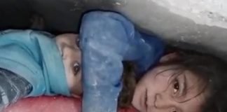 ПОТРЕСНА СУДБИНА НА ДЕВОЈЧЕТО КОЈА ГО РАСПЛАКА ЦЕЛИОТ СВЕТ: Го чувала својето братче под урнатините во Сирија, сега ја чека тешка борба!