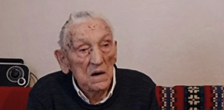 На 80 години престанал да пие кафе и ракија, денеска дува 103 свеќи!