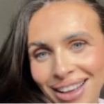 Дваесет дена не ја измила косата: „Ја тестирав, не ги очекував овие последици“(ВИДЕО)