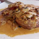 КРЕМЕНАДЛИ во сос од печурки: СЕ ТОПАТ ВО УСТА вкус во кои ќе уживате!