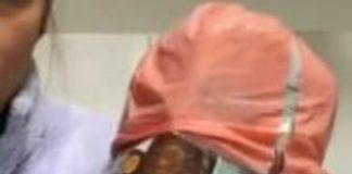 ДОМАЌИНКА ОТКРИ ТРИК КАКО ДА ГО ЧУВАТЕ ЛЕБОТ СВЕЖ ВО ВАШАТА КЕСА ЗА ДА НЕ МУВЛОСУВА: ОТСЕГА САМО ДАКА ЌЕ ПРАВИТЕ (ВИДЕО)