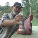 Нема да се чувствувате добро кога ќе видите што јаде Милутин: Никогаш не се разболел, ја откри тајната на виталноста во 8-мата деценија