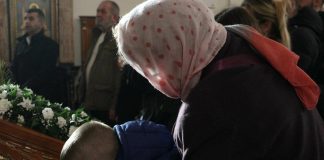 ПОЧИТУВАЈ ГИ ОВИЕ ОБИЧАИ И ГОДИНАТА ЌЕ БИДЕ ПОУСПЕШНА: СТАРО ВЕРУВАЊЕ ЗА ВЕЛИКА САБОТА