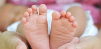 Неверојатни работи што се случуваат во првата година на бебето