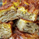 БАБА ГО СПОДЕЛИ РЕЦЕПТОТ ЗА ПИТА СО МЕСО: ТАЈНАТА НА МЕКОСТА СЕ СКРИЕ ВО 1 СОСТОЈКА, ПОДОБРО Е ОД БУРЕК!