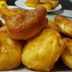 МЕКИЦИ од 3 состојки без квасец: изматете ги и можете веднаш да ги пржите, а тие имаат ФАНТАСТИЧЕН вкус!