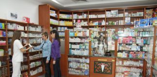 ЗА ОДМОРOT ДА НЕ ВИ СТАНЕ БОЛЕДУВАЊЕ Еве што ја сочинува патната аптека и што треба да земете на одмор!
