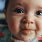 Сега вие мене кажете ми, кој е лошиот: Сопругот сакаше да го крсти нашето дете по мајка му, јас не се согласив на „бапско“ име