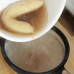 ШЛАЈМОТ исчезнува како со рака однесен: Помешајте банани и вода и излекувајте ја кашлицата