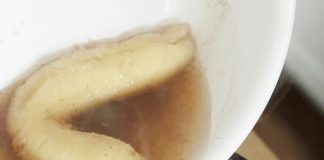 ШЛАЈМОТ исчезнува како со рака однесен: Помешајте банани и вода и излекувајте ја кашлицата
