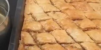 РЕЦЕПТ ЗА АЛБАНСКА БАКЛАВА КОЈА НИЕ ЈА ЈАДЕМЕ А НИ НЕ ГО ЗНАЕМЕ ТОА: Погледнете ги добро состојките, ГИ ИМАТЕ ДОМА!