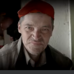 Димо Димков од Возарци, Кавадарци: Живеам со 100 денари дневно, а во зима се греам со пластични шишиња! (ВИДЕО)