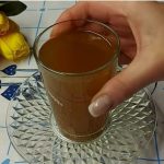 Овој пијалок е наречен „внатрешен туш“ затоа што најдобро ги чисти цревата: докторот откри што му прави на телото, ќе бидете воодушевени