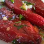 Протече рецепт стар 73 години: Вака се прават најдобрите печени пиперки, пристигнати директно од Врање